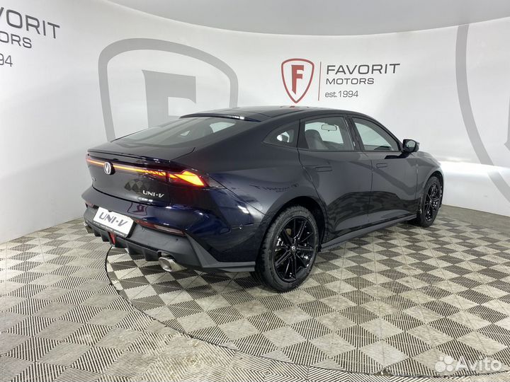 Changan UNI-V 1.5 AMT, 2024