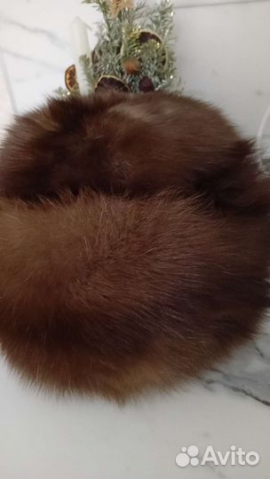 Шапка из соболя женская