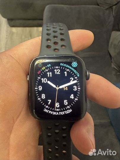 Apple watch se 44mm nike