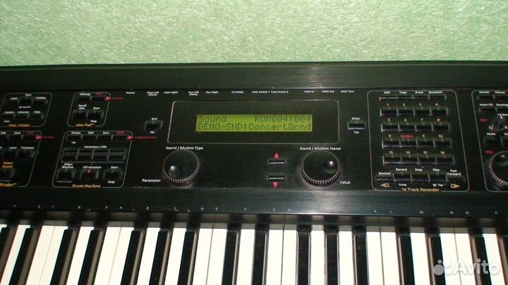 Ensoniq MR-76