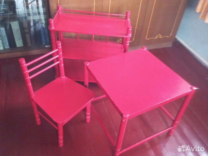 Мебельный гарнитур детский. Дерево. Польша