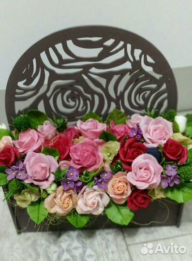 Коробочка с цветами