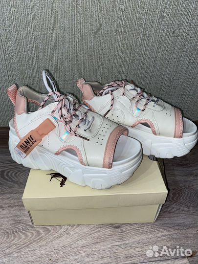 Обувь женская