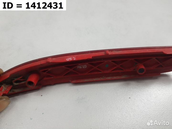 Светоотражатель катафот заднего бампера правый Kia