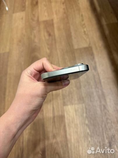 iPhone 15 Pro, 128 ГБ