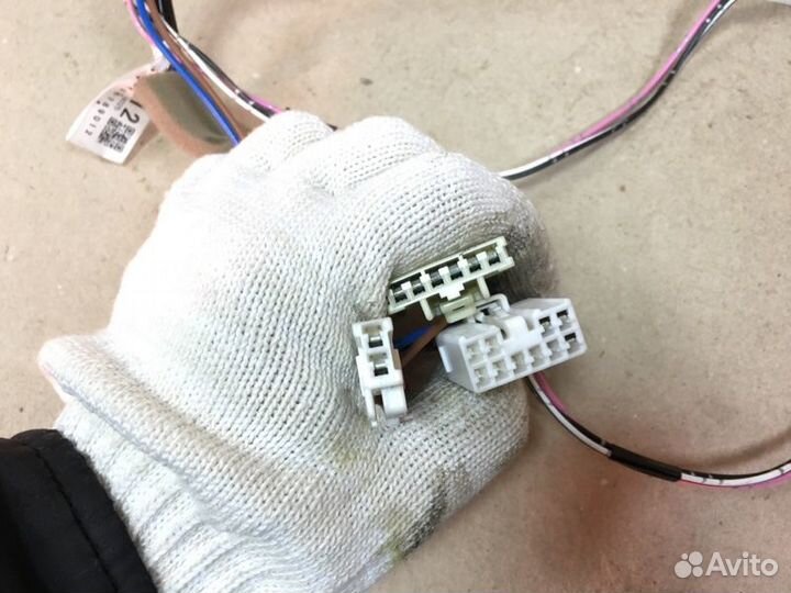 Проводка двери задняя левая Mitsubishi Outlander 3