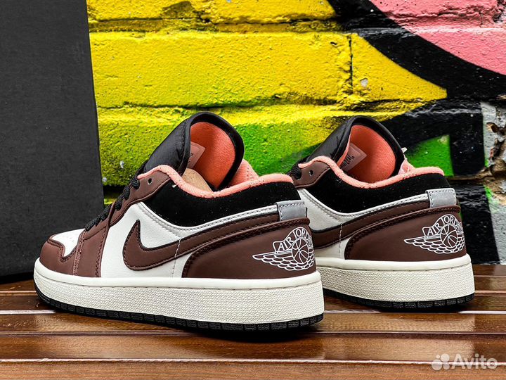 Nike Air Jordan 1 Low Mocha