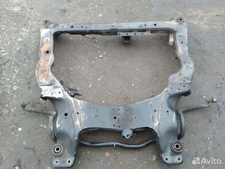 Подрамник Nissan Murano Z50 3.5 ат