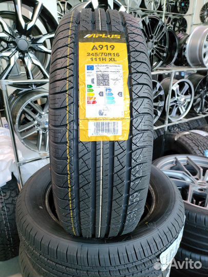 Aplus A919 245/70 R16 111H