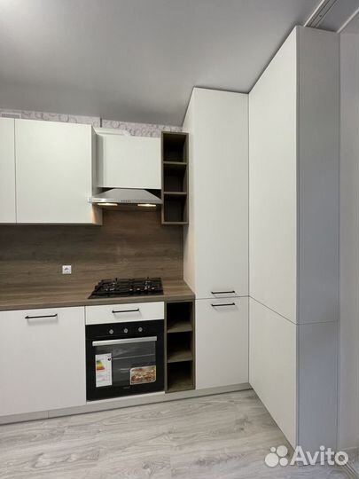 Кухонный гарнитур угловой. Кухня