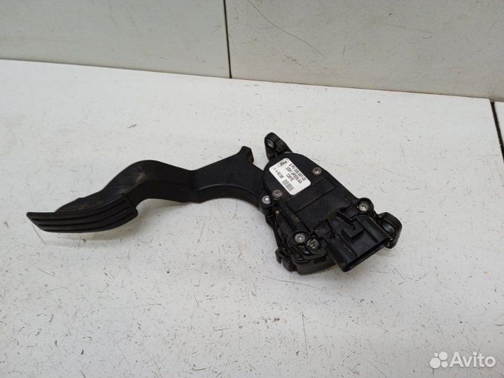 Педаль газа Ford Fusion 1.4 2006