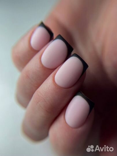 Требуются модели на маникюр