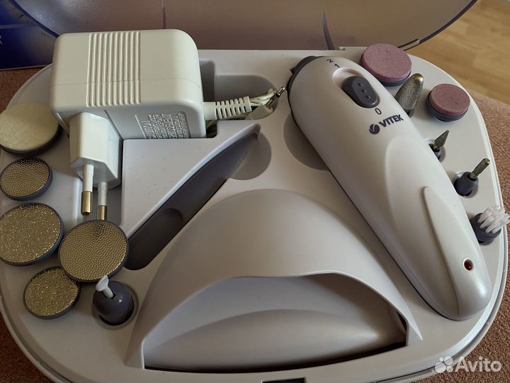 Набор для маникюра Vitek