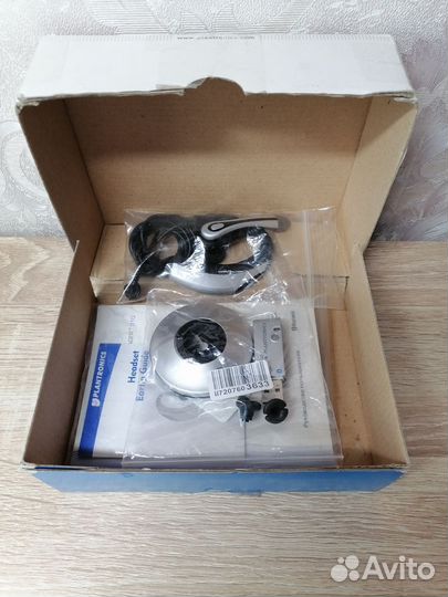 Bluetooth гарнитура Plantronics