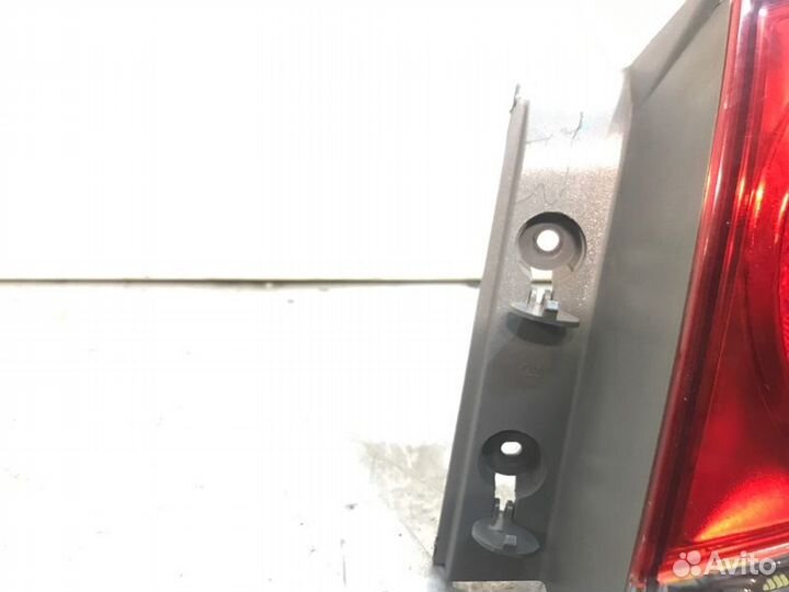 Фонарь задний правый Chevrolet Cruze седан F16D3