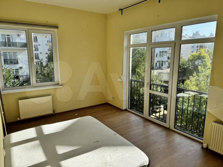 2-к. квартира, 64,2 м², 3/6 эт.