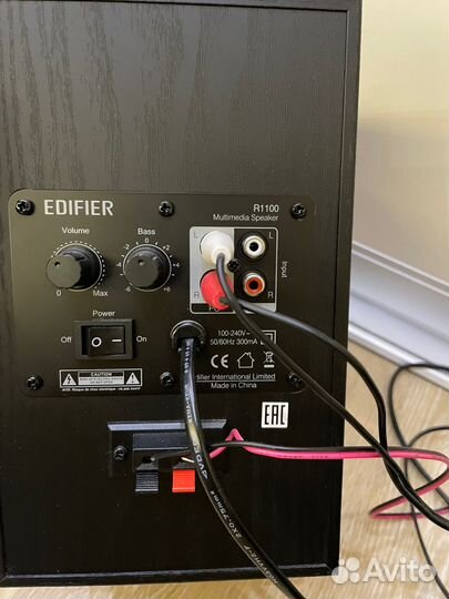 Акустические колонки 2.0 Edifier R1100