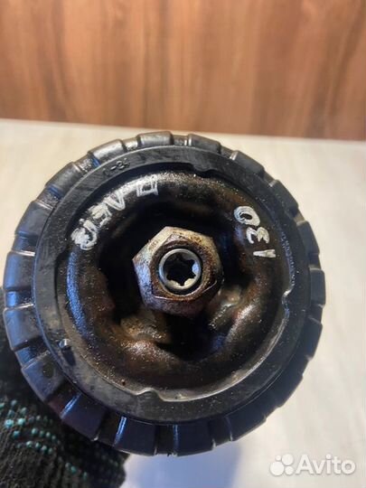 Амортизатор передний левый Chevrolet Cobalt T250