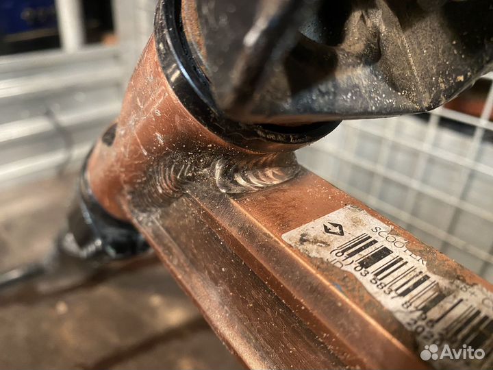 Трюковлй самокат