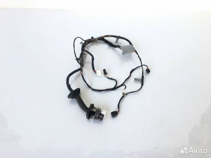 Проводка,коса двери передней правой Kia Sportage 2