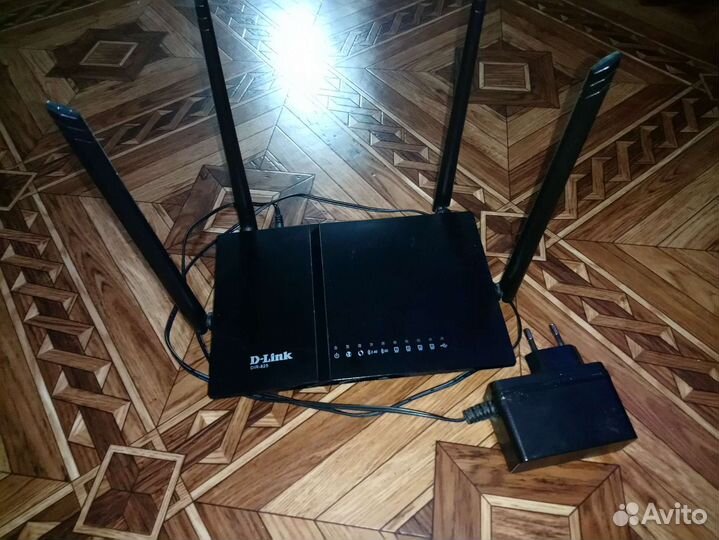 Роутер d-link dir-825