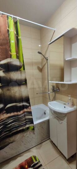 2-к. квартира, 48 м², 1/9 эт.