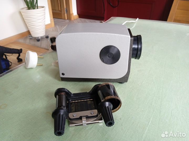 Фильмоскоп диапроектор Этюд 2С состояние нового