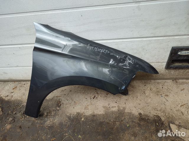 Переднее правое крыло мицубиси аутлендер 3
