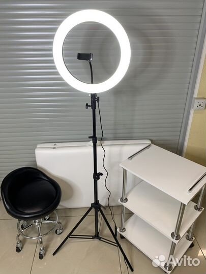 Кольцевая лампа со штативом