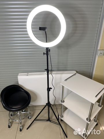 Кольцевая лампа со штативом