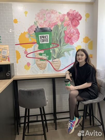 Роспись стен. Художник