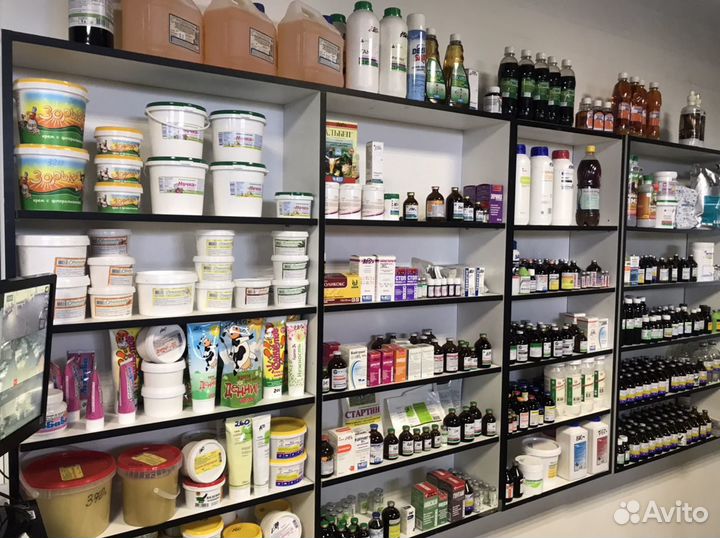 Кормушки и поилки