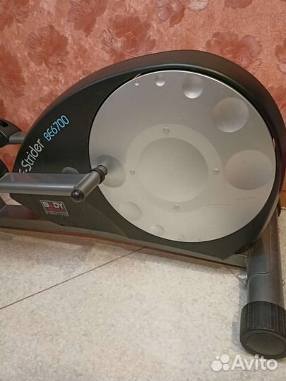 Эллиптический тренажер