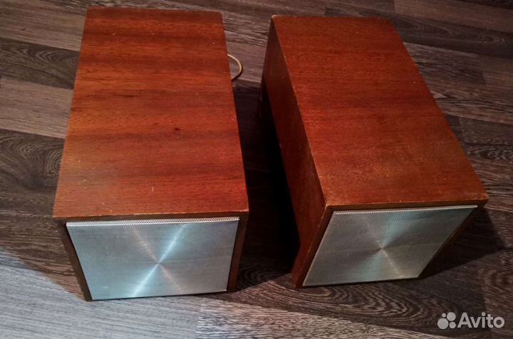 Акустика, колонки мелодия стерео