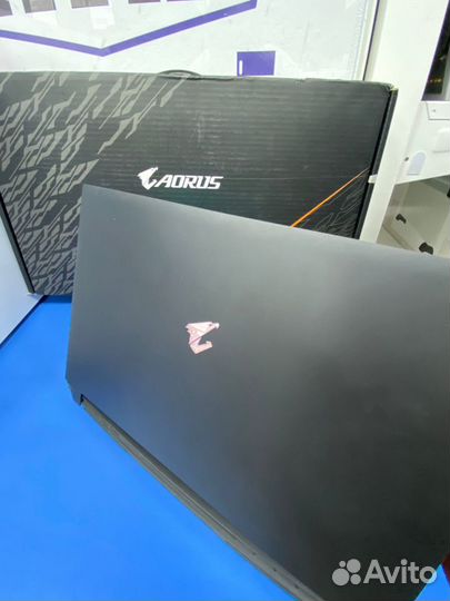 Игровой ноутбук Gigabyte i7-11800H + RTX 3070 /72