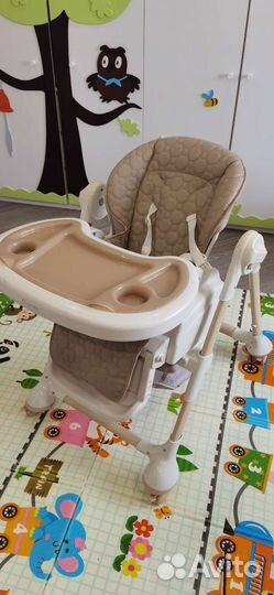 Стульчик для кормления capella