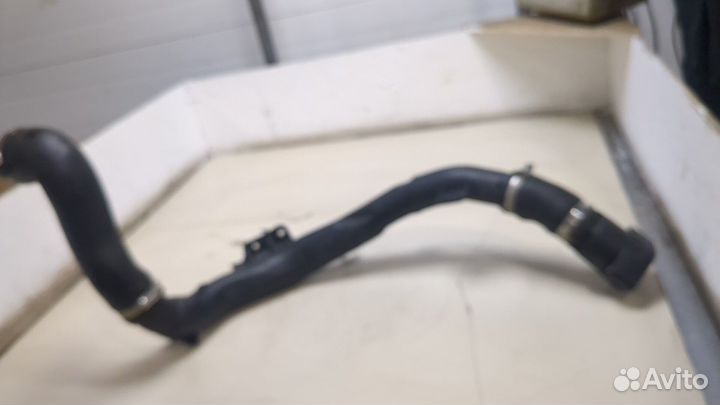 Патрубок интеркулера Skoda SuperB, 2012