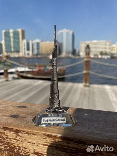 Статуэтка Burj Khalifa