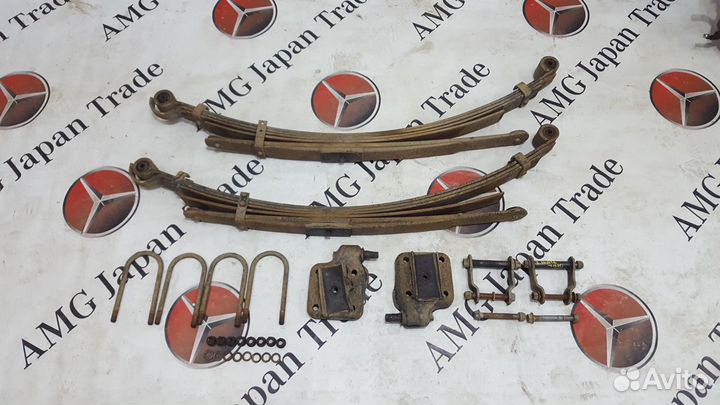 Рессоры + стремянки Toyota Hiace LH129