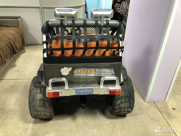 Детский электромобиль