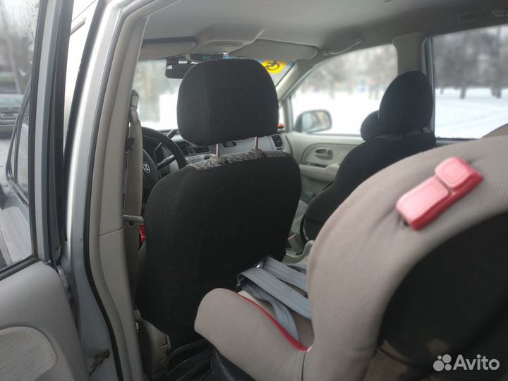 Пассажирские и грузоперевозки-минивэн 6 пасс.мест