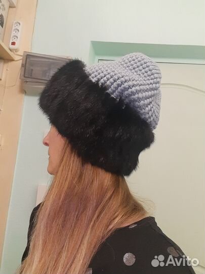 Шапка зимняя вязаная с норкой