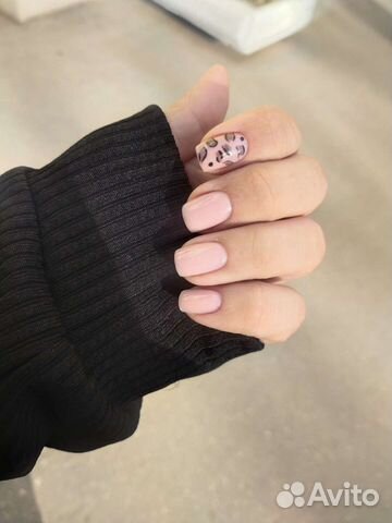 Маникюр с покрытием гель-лаком