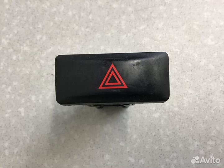 Кнопка аварийной сигнализации Nissan X-Trail (T31)