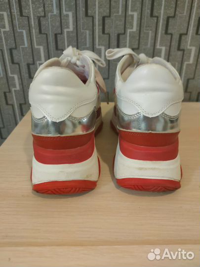 Кроссовки женские 38 размер натуральная кожа