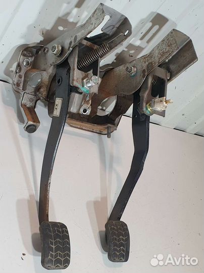 Педальный узел Kia Spectra