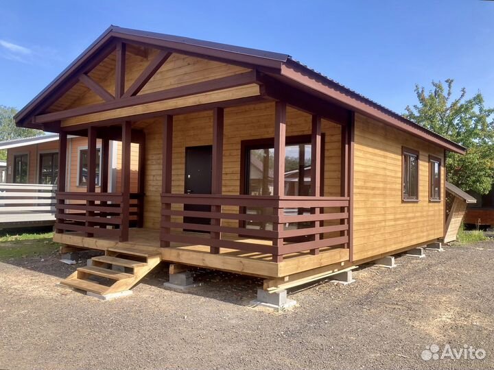 Современный дом с верандой св-10