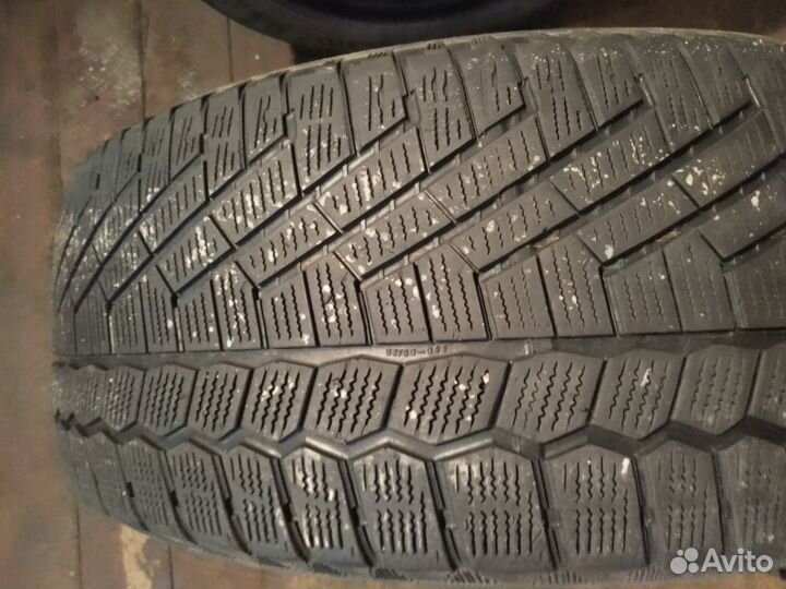 Continental ContiCrossContact Winter 225/55 R18 102Q