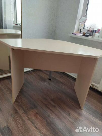 Угловой письменный стол бу