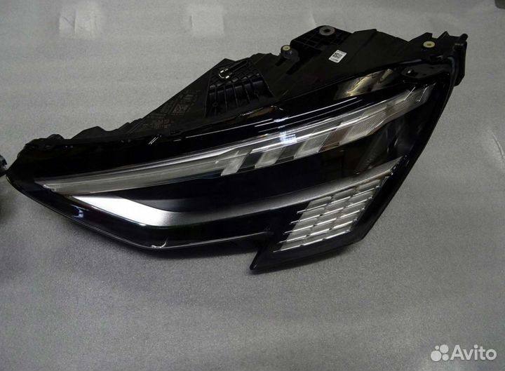 Фары комплект Audi A3 8Y